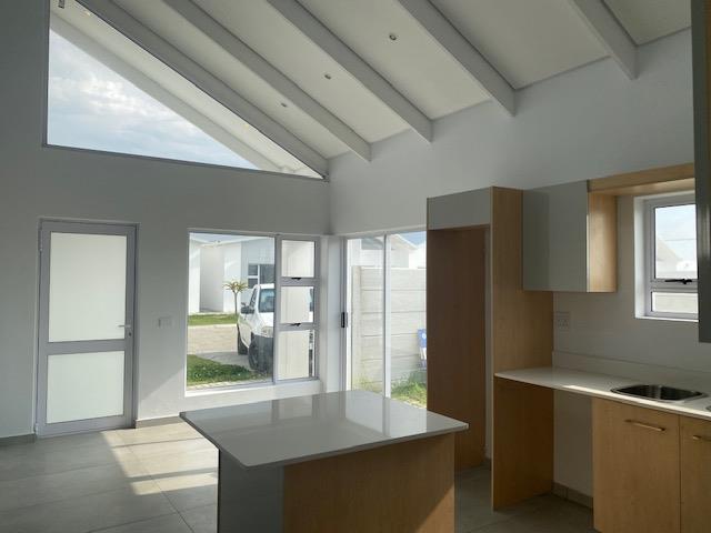 To Let 3 Bedroom Property for Rent in Fairview Eastern Cape